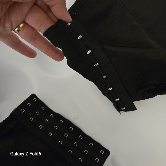 Zara Black Quilted Satin Bustier Corset Top Hook-and-Eye Back Size Medium Brand - Picture 2 of 9